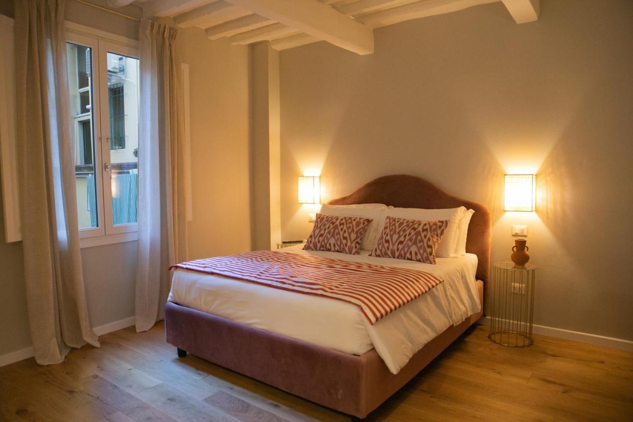 Lunaria Suites - Fyodor Dostoyevsky'S House Firenze Eksteriør bilde